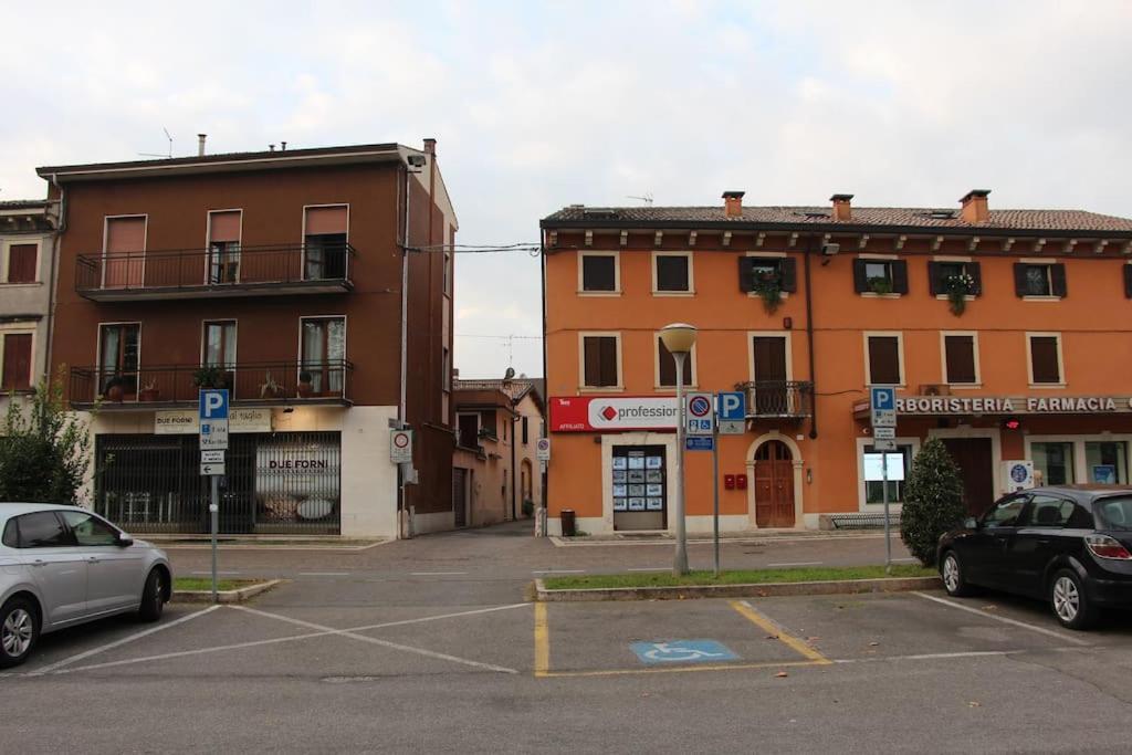 Casa Smeraldo Apartment San Giovanni Lupatoto Exterior photo